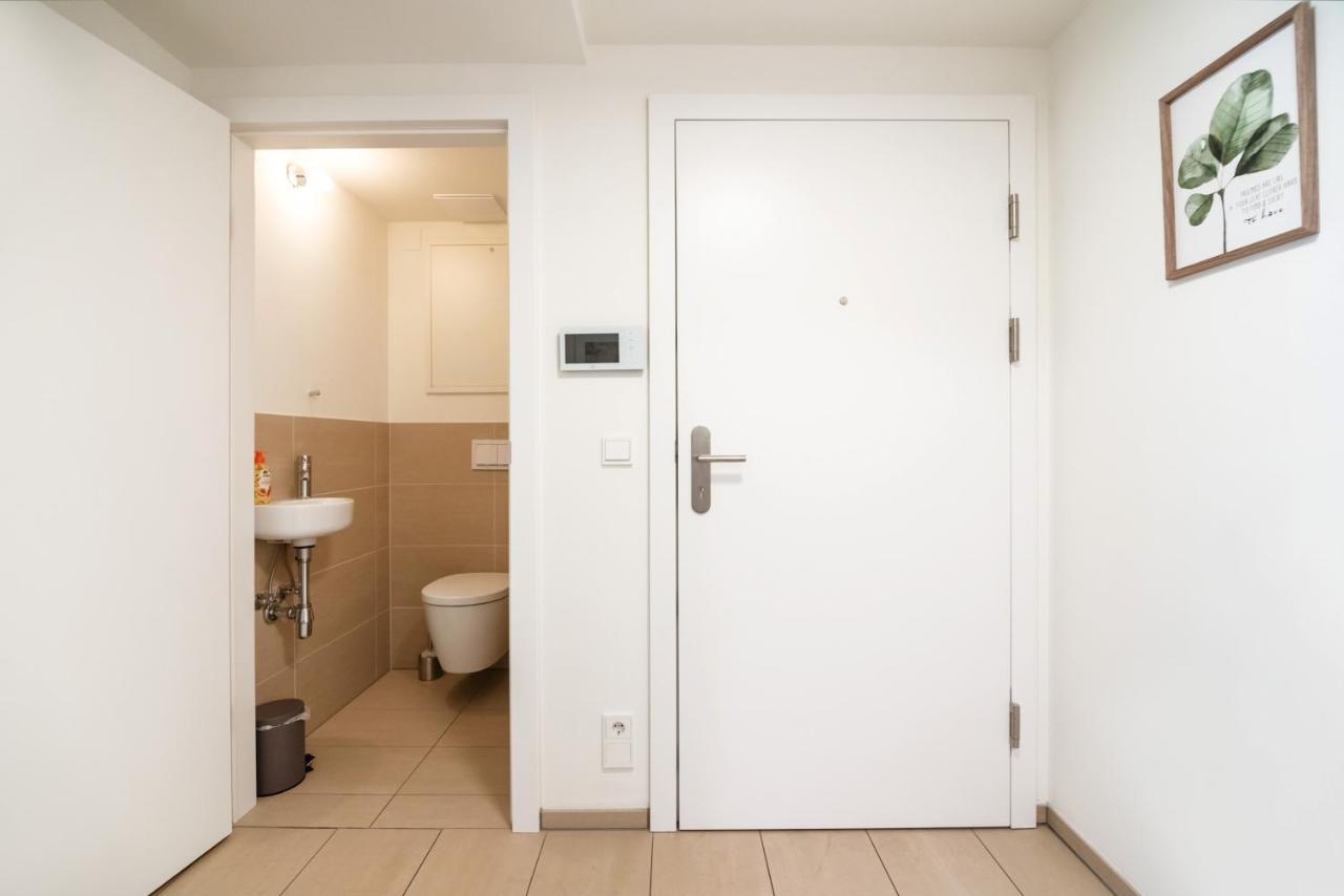 Quiet And Cozy Apartment Next To Mariahilfer Strasse And Naschmarkt With Ac, Minimum 30 Nights Wien Ngoại thất bức ảnh