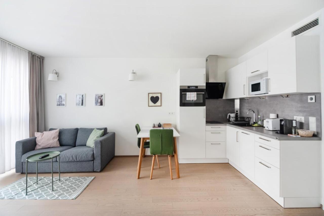 Quiet And Cozy Apartment Next To Mariahilfer Strasse And Naschmarkt With Ac, Minimum 30 Nights Wien Ngoại thất bức ảnh